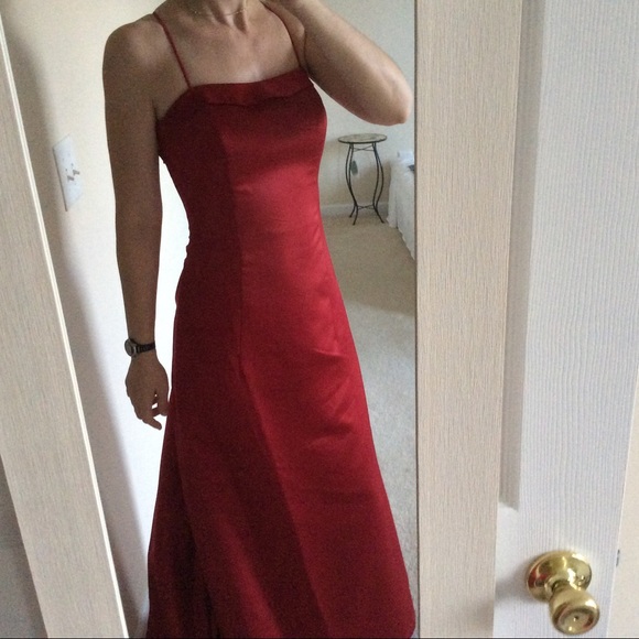 David's Bridal Dresses & Skirts - Long evening gown w/ train